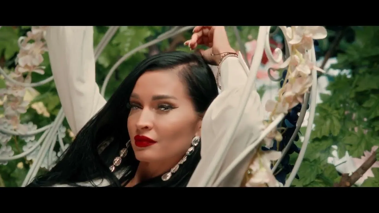 Elys - Ai calcat pe florile mele