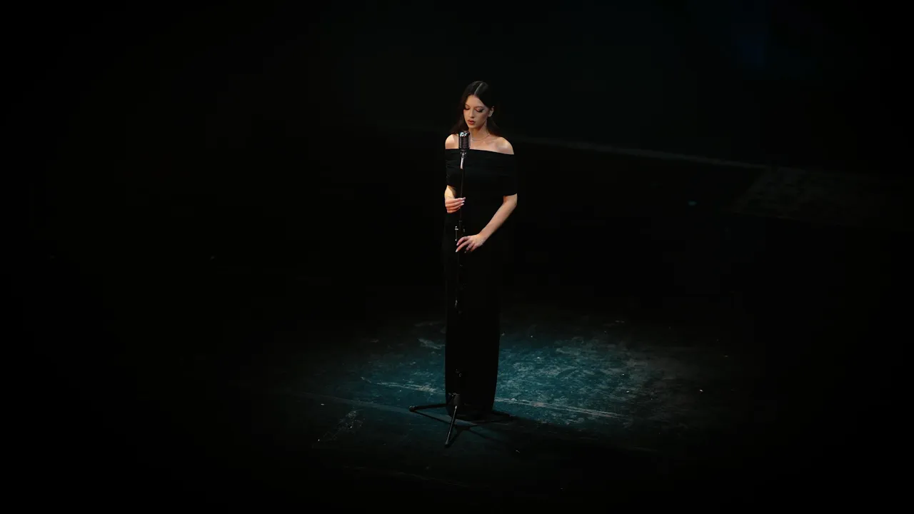 Cleopatra Stratan - Scena vietii