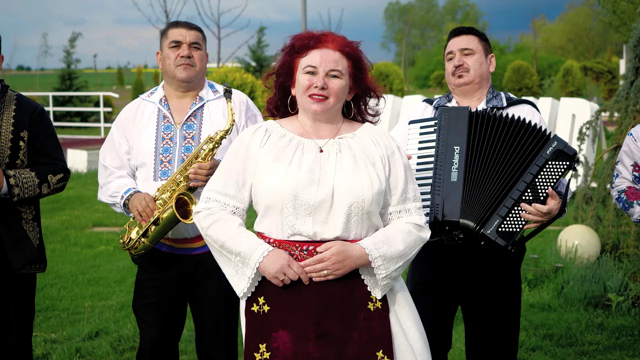 Manuela Matu Stefoni - Ma ridici si ma cobori bage cum vrei tu 2020