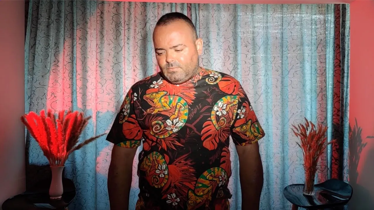 Iulian Grigoras & Denysia - Un pahar de ghinion