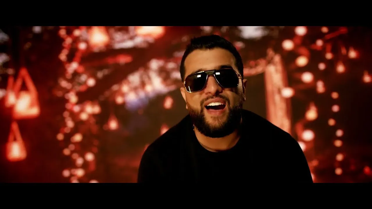 Tzanca Uraganu - Buzele cu rosu inchis (Originala 2021)