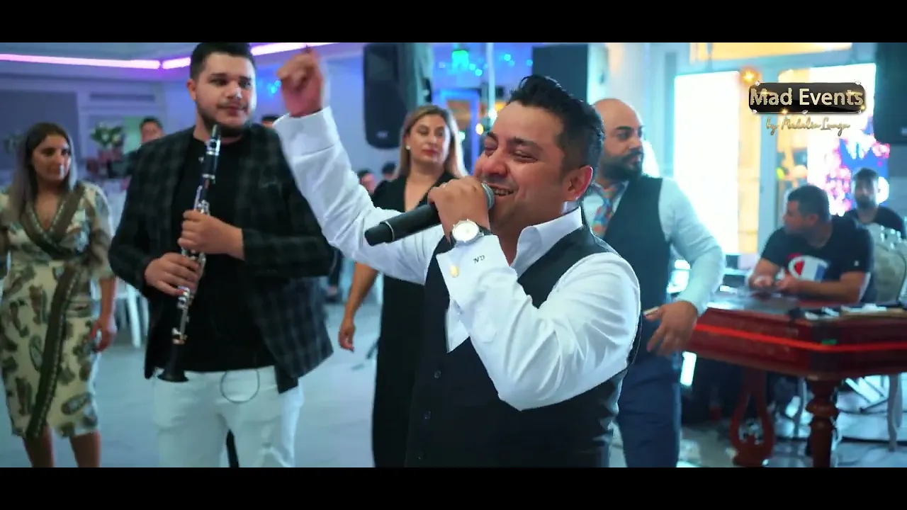 Cristi Nuca - Iubirea noastra e speciala