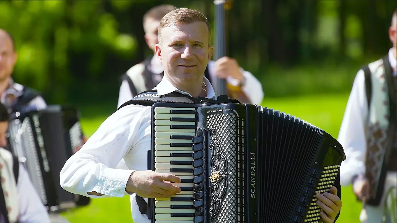 Vitalie Advahov - Sarba lui Ion Dragoi