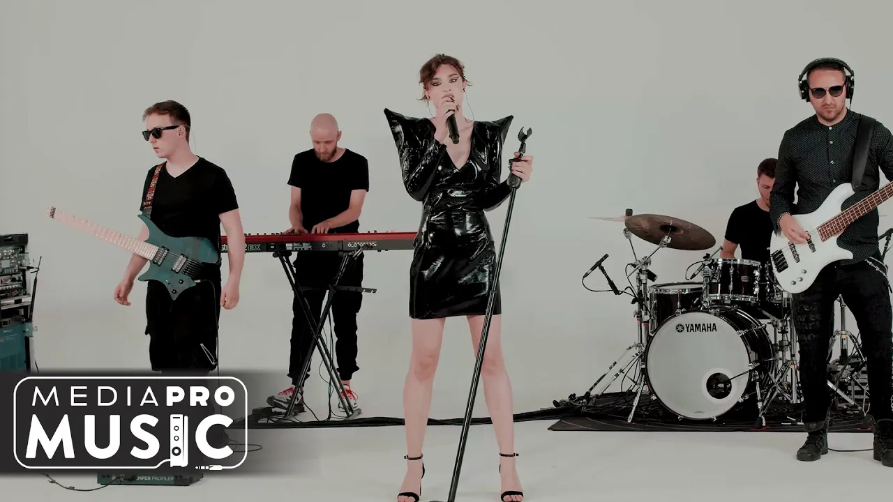 Alexa Dragu - Uita de mine (Live Session)