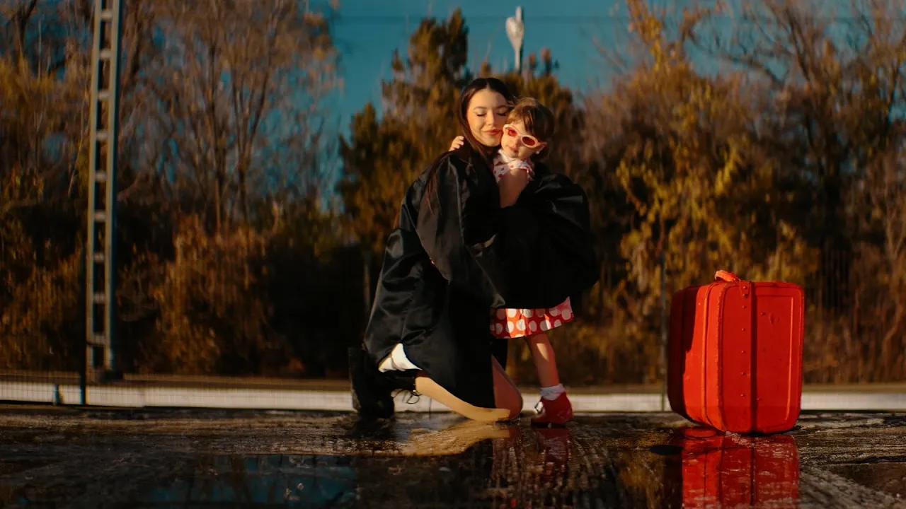 Cleopatra Stratan - Ghita (Remake)