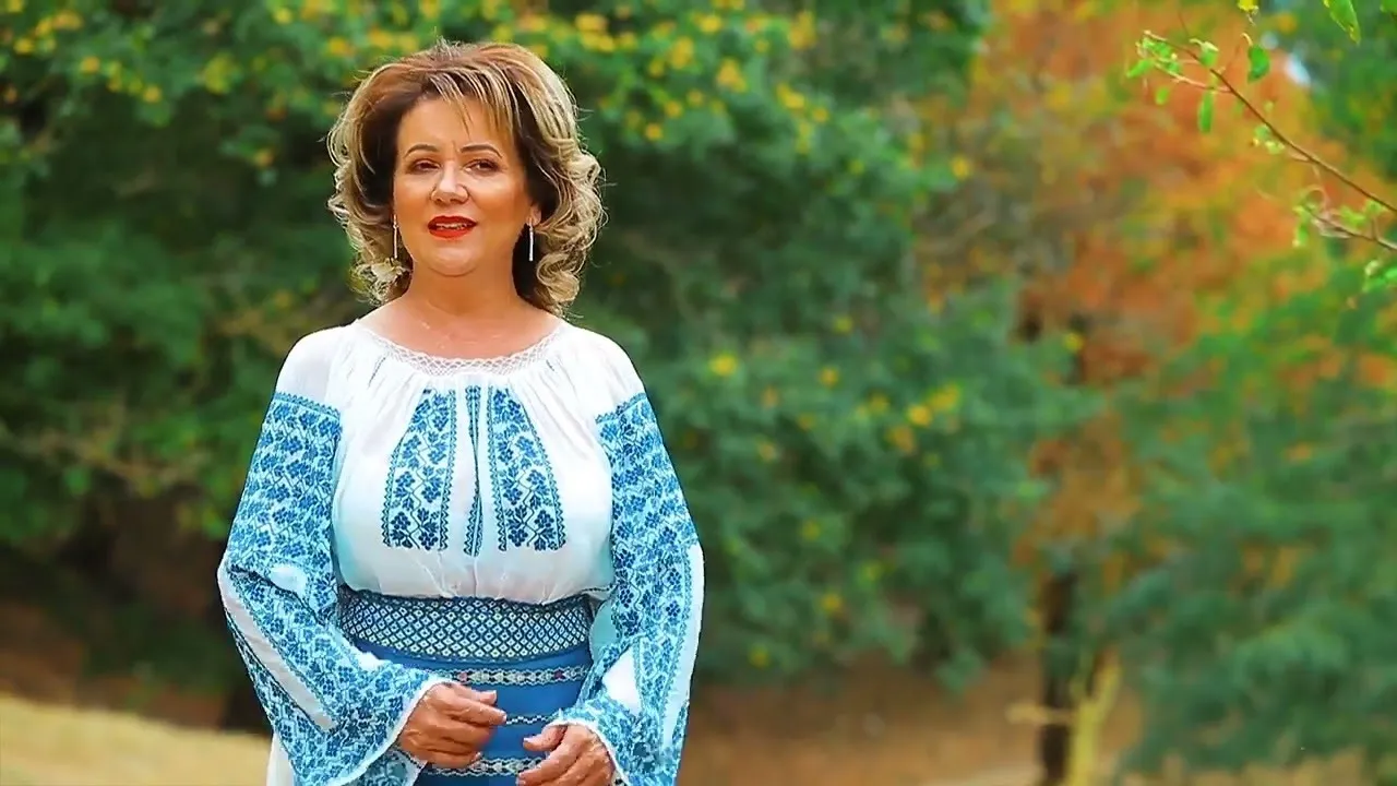 Paula Sambrian - Am inimioara impacata