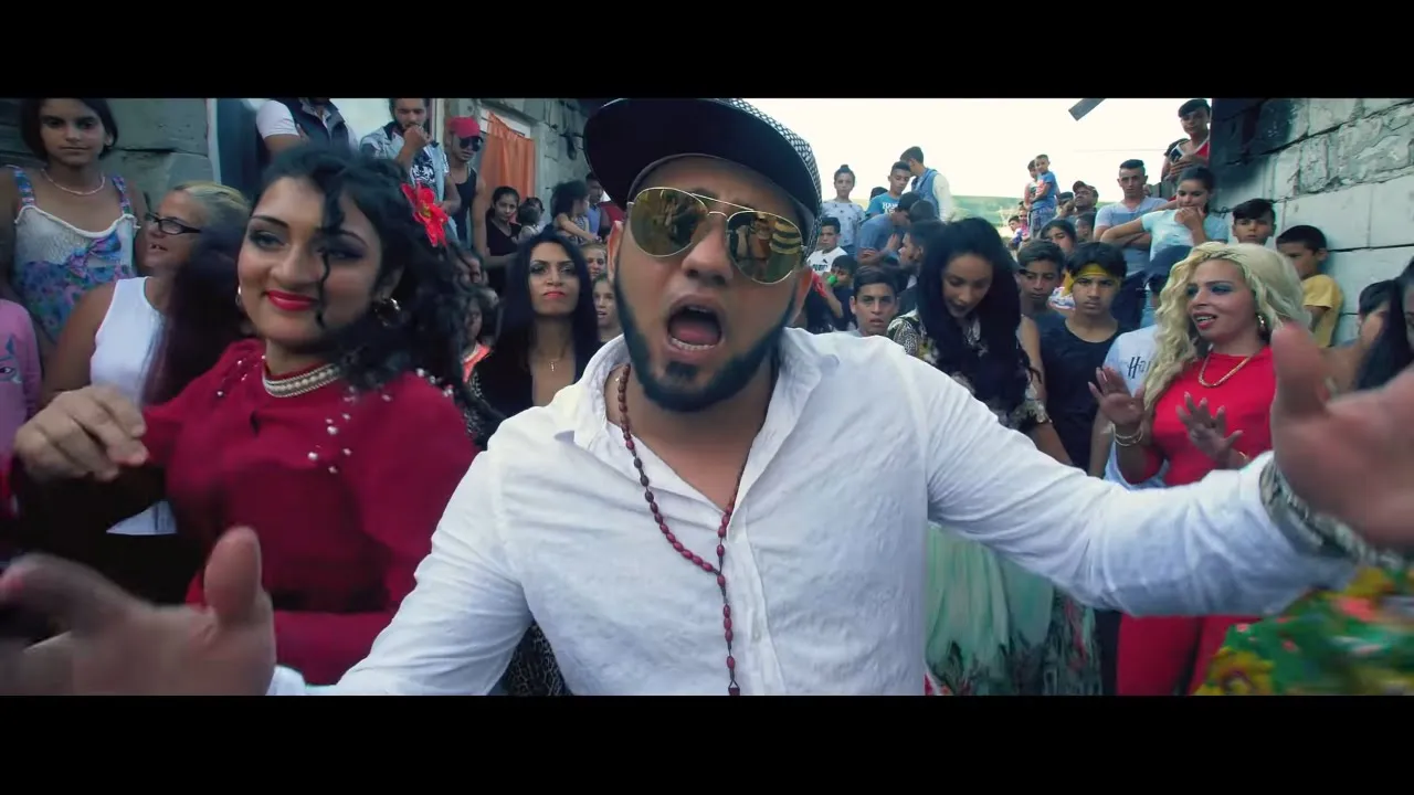 Printu de la Cluj - Batrana (Originala 2018)