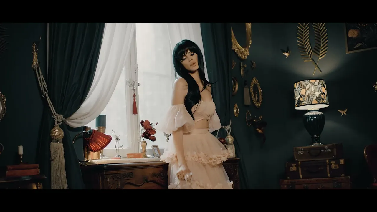 Bianca Sirbu - Vin de undeva din trecut 2025