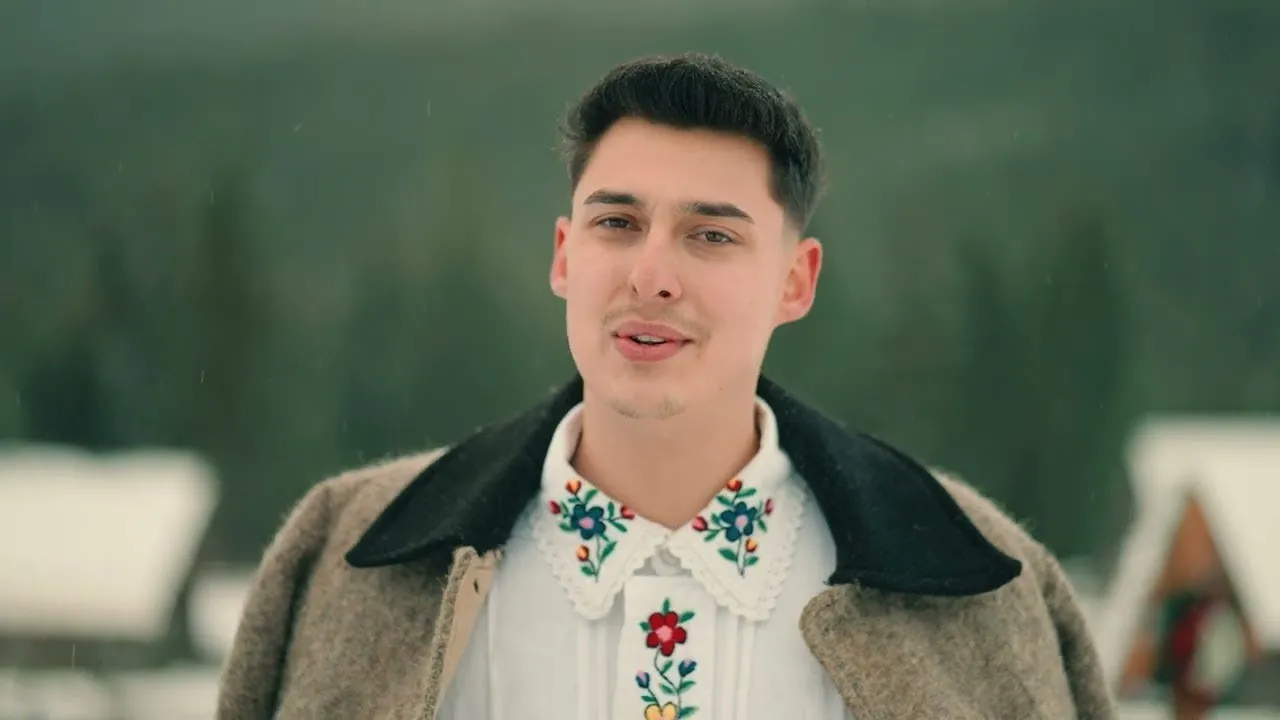 Raul Maxian - Pune gazda la obloc (Colind)