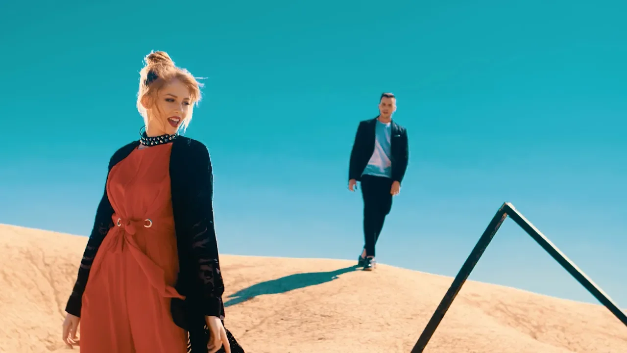 Denisa Moga feat Mircea Eremia - Toxic (Original Radio Edit)