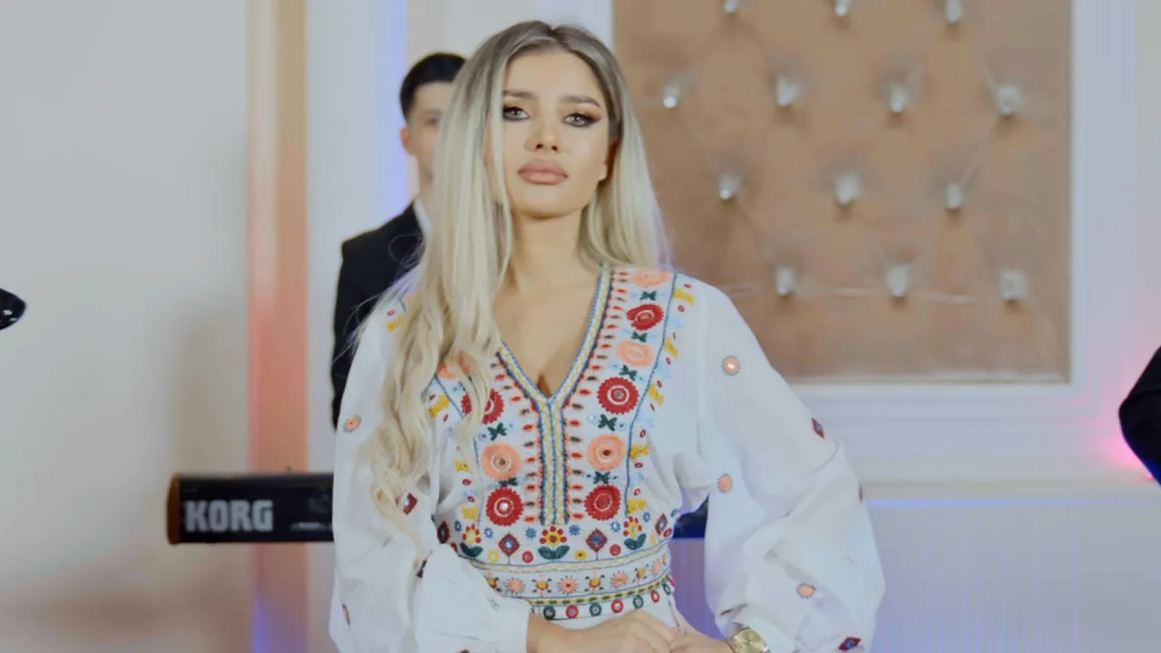 Cristina Schiopu - Mama draga, tata drag