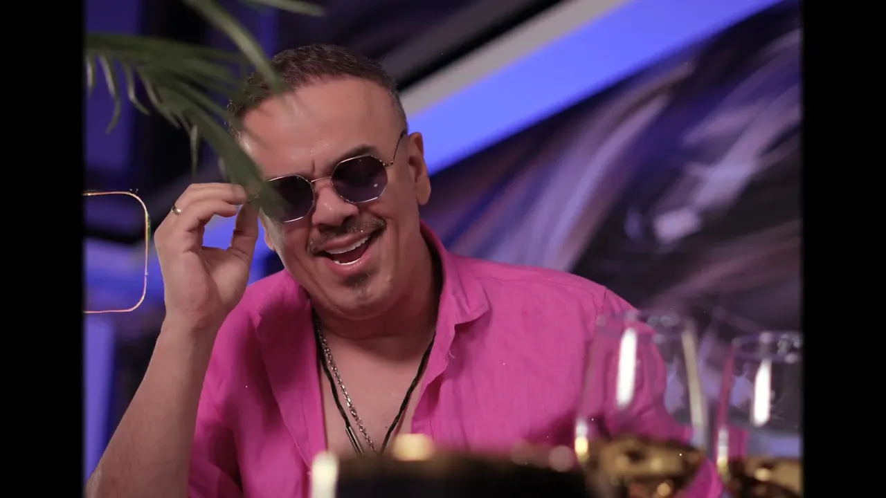 Lucian Elgi - De-as gasi in magazine (Remix Version)