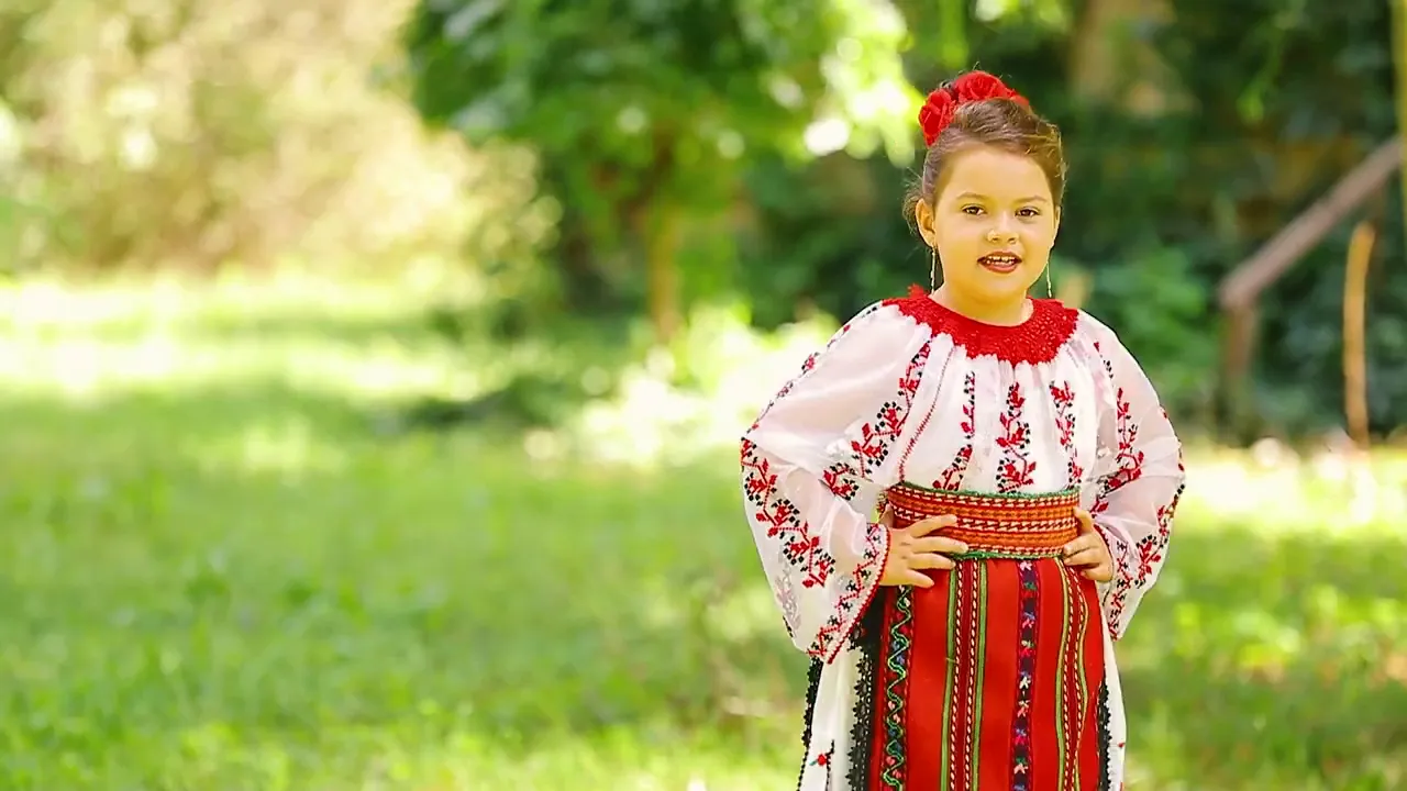 Sophya Maria Ivana - Dintre toti copiii lumii