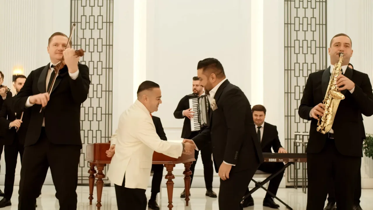 Cristi Nuca x Adrian Minune x Orchestra Moldovlaska - Paharele, paharele