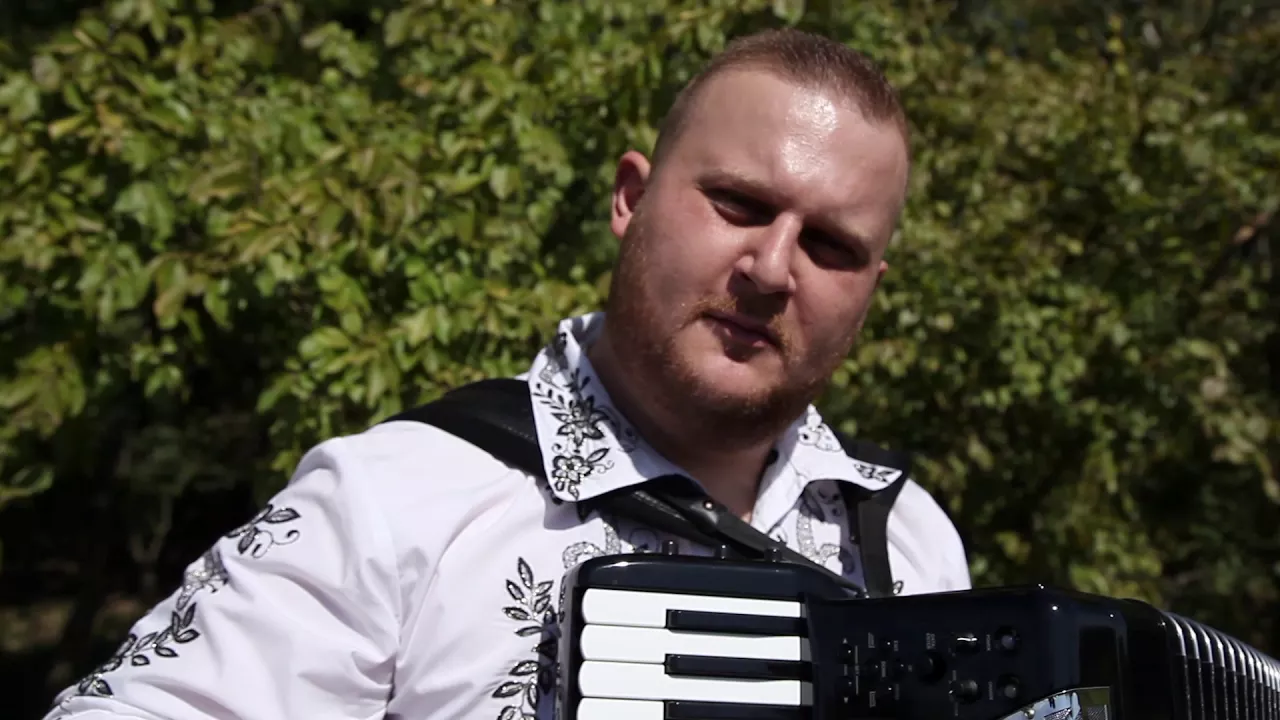 DAN NISTOR - IAU PUSCA SI CAINELE