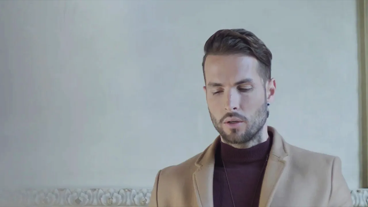 RANDI - Frumusetea care minte (Original Radio Edit)