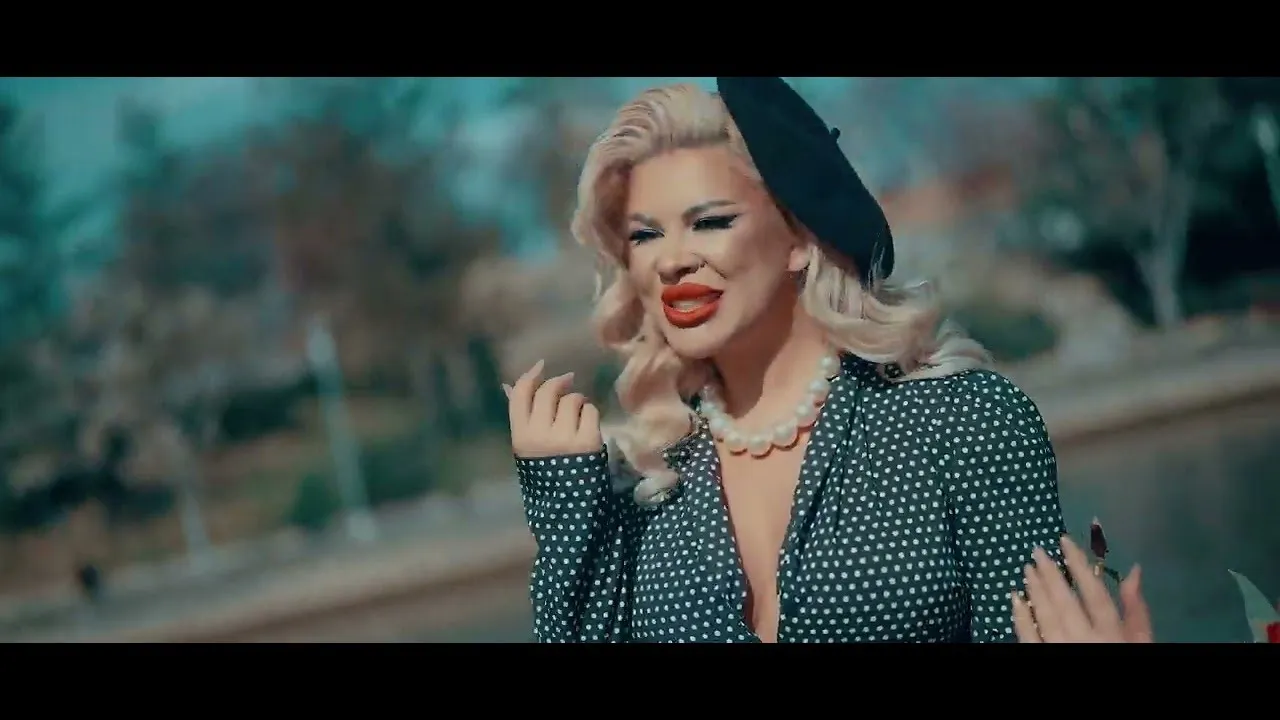 Andrada Cerna - Sarutare Frantuzeasca 2024