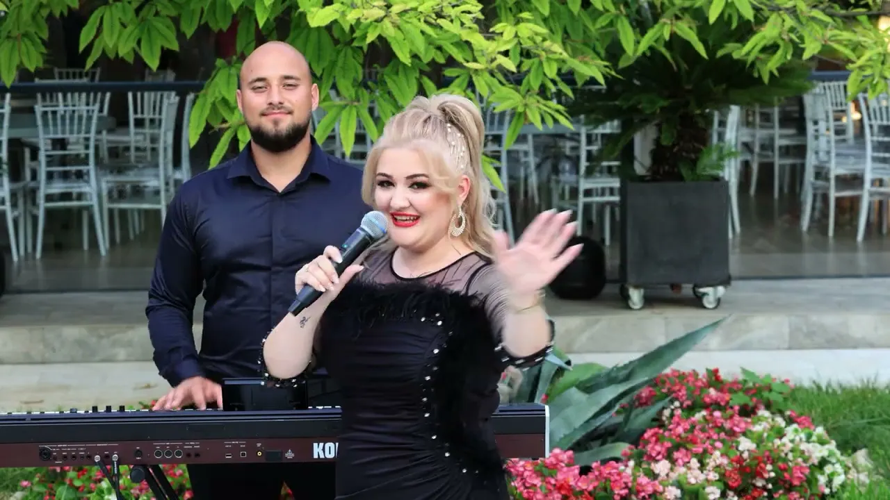 Paulina de la Bala si Formatia Racaneii, Colaj hore si danturi