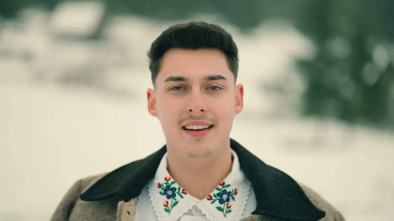 Raul Maxian - Colo sus la rasaritu