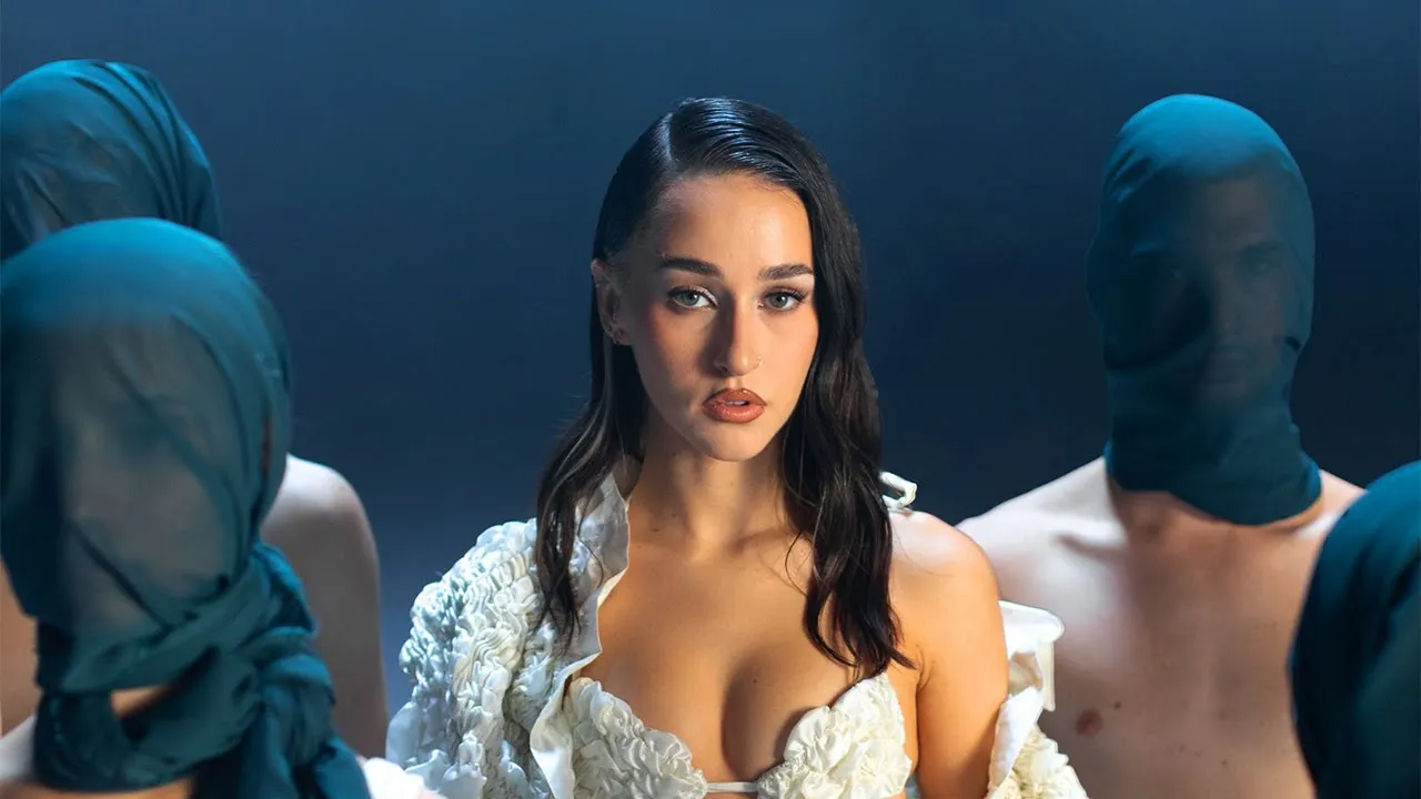 Holy Molly - Canta Dorul