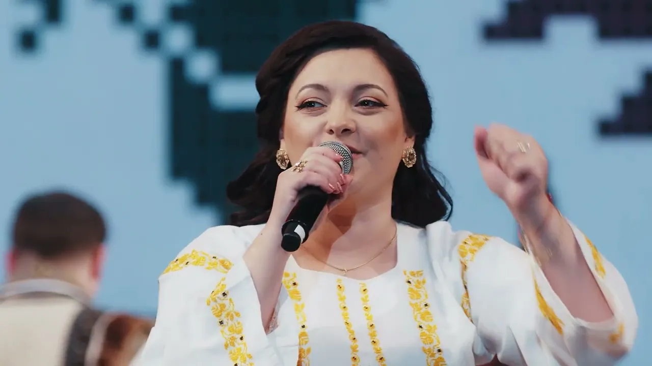 Laura Olteanu - Colaj de joc Bucovina 2