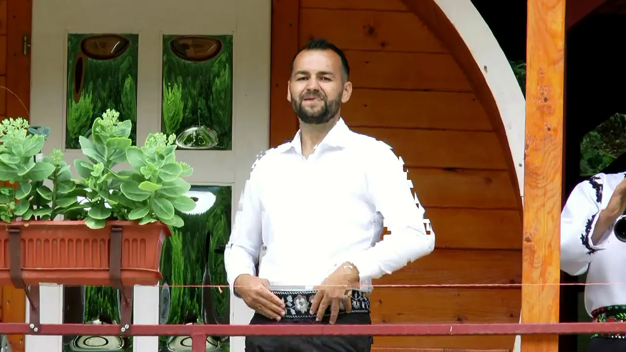 Sorinel Micu - La Multi Ani si sus paharul