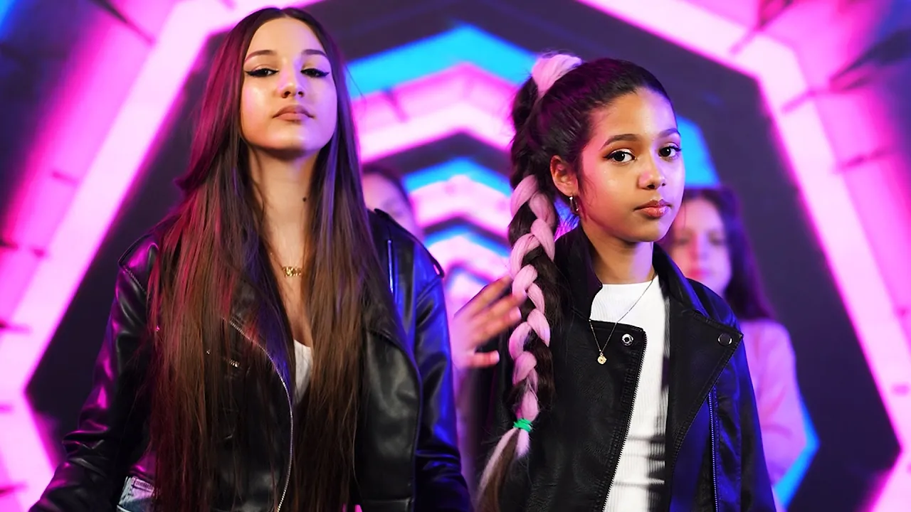 Sara & Yasmina - Fata lu' Tati (Originala 2023)