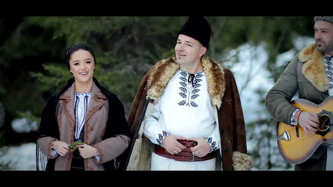 Alina Roba si Dani Berindei - Azi in seara de Craciun - COLIND