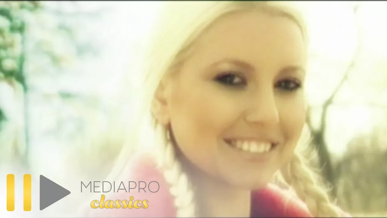 Class - Luna mi-a zambit