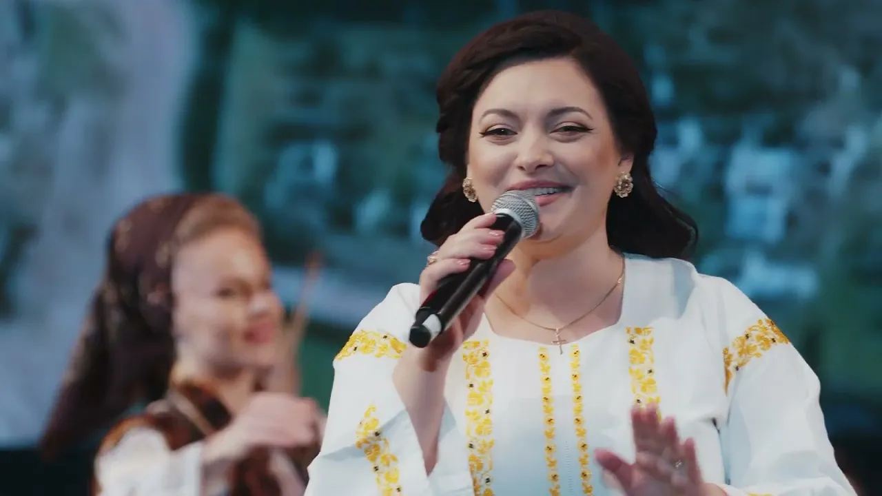 Laura Olteanu - Joc de Bucovina