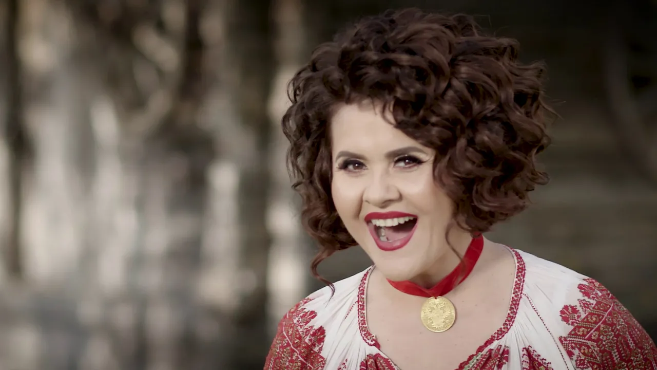 Niculina Stoican - Zice lumea ca-i sparg casa