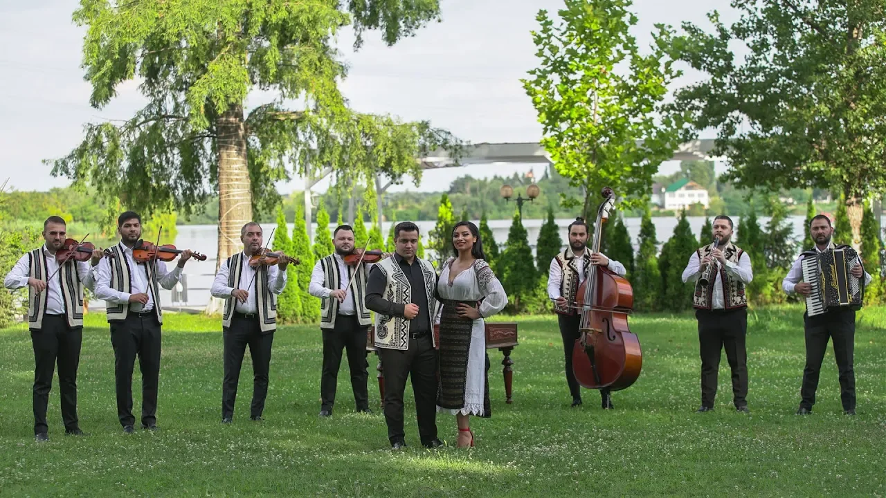 Taraful lu Maruta si Malyna - Neica stiu ca gura vrei