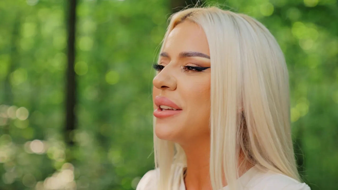 Carmen Ienci - Viata mi-ar fi goala fara tine (Originala 2022)