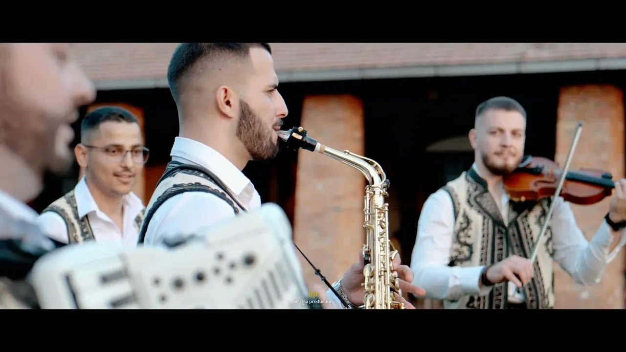 Adi Comlosan - Colaj instrumental de BIHOR